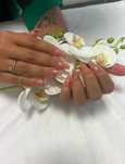 Unhas de gel e tratamentos de pele - Algés 15€