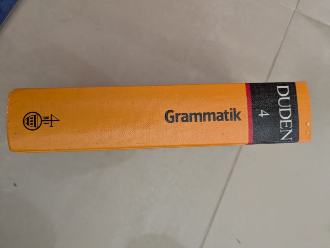 Vendo gramatica de Alemão Duden