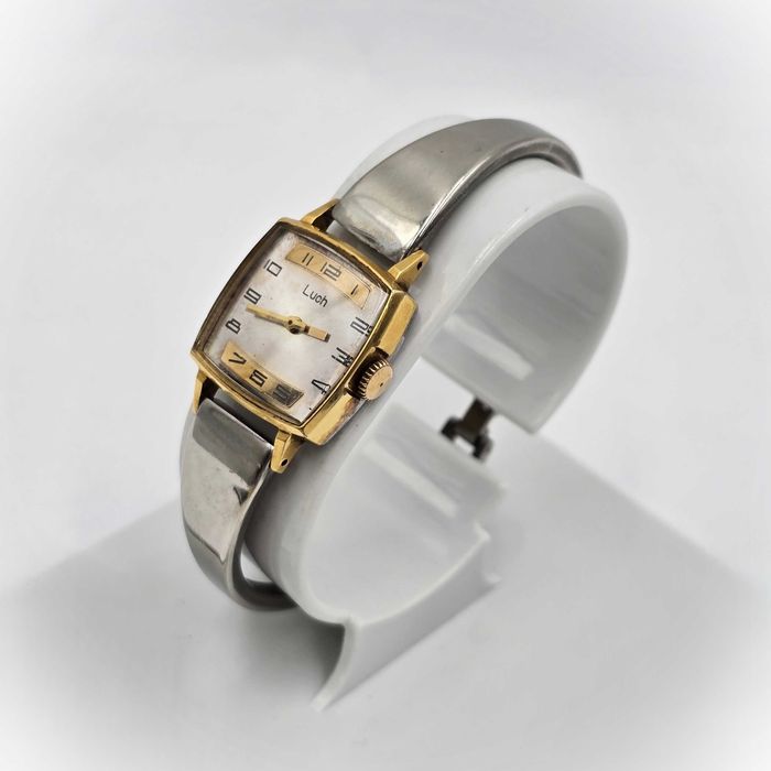 Stary Pozłacany Zegarek ŁUCZ Vintage ZSRR Mechaniczny Nakręcany