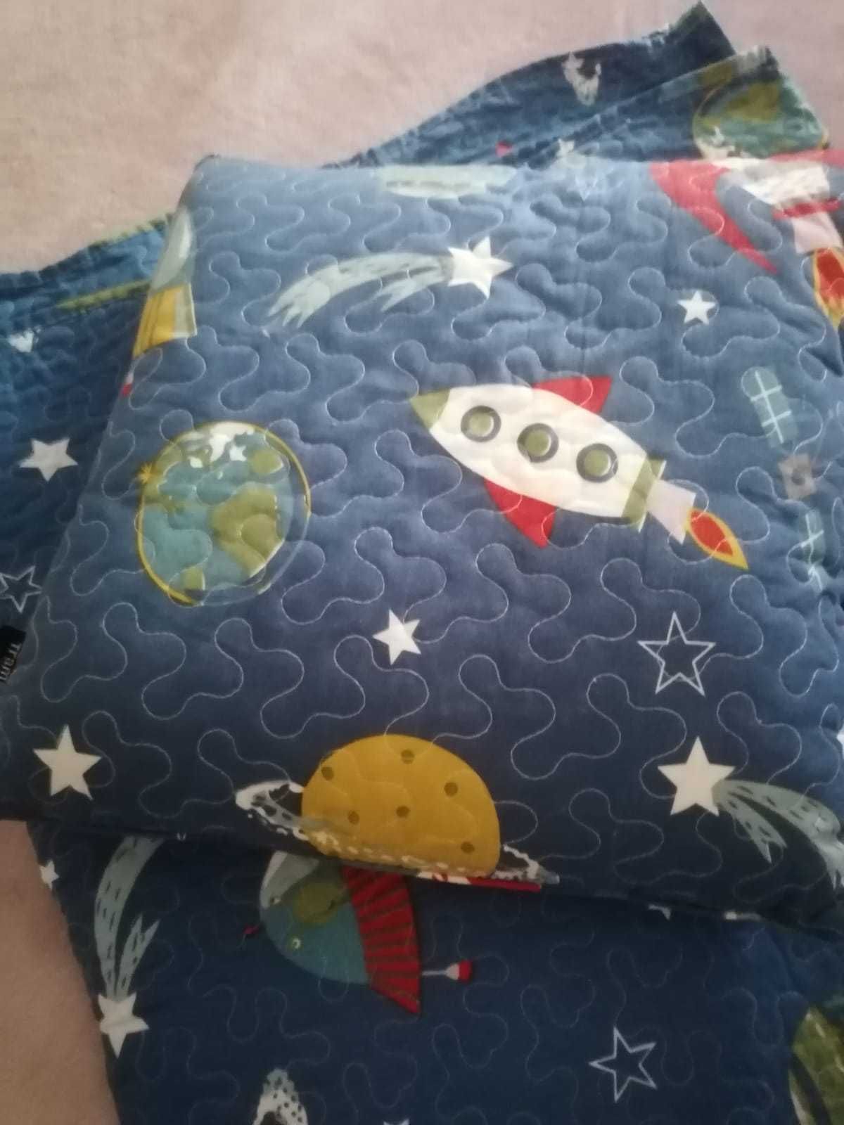 Conjunto Colcha Cama Solteiro Planetas com duas Almofadas