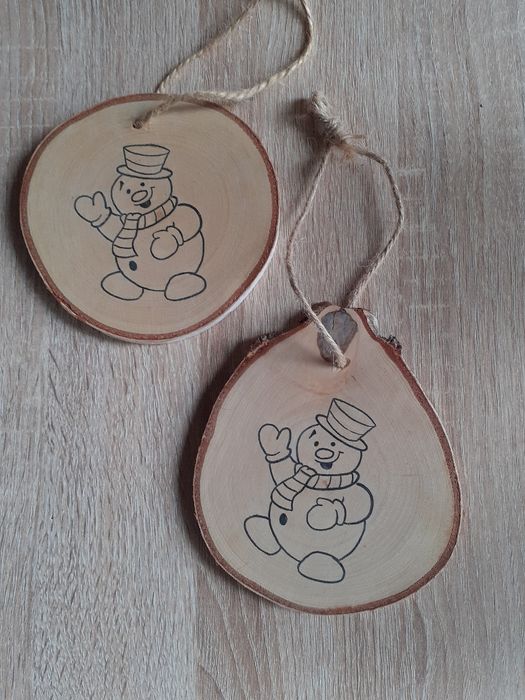 Bombka choinkowa drewniana. Bałwanek 2 sztuki.