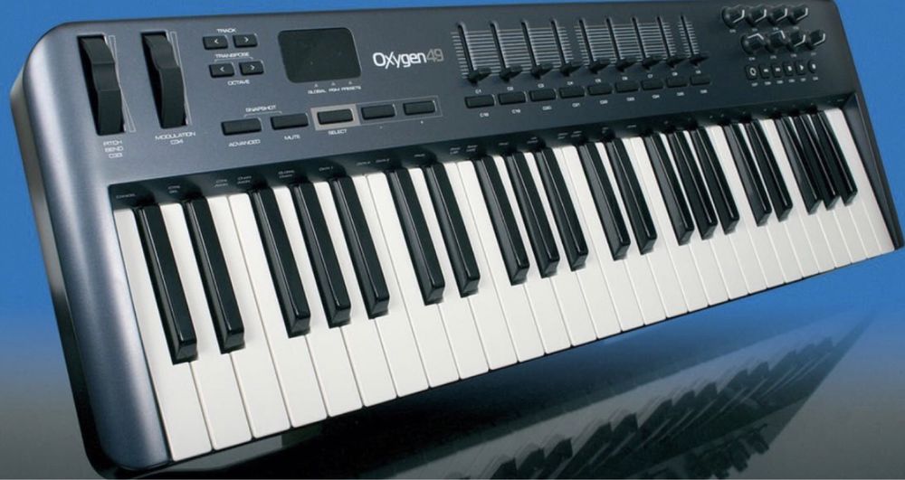 Синтизатор Midi M Audio