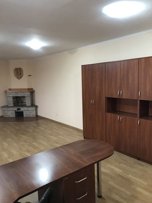 Здам в аренду два приміщення по 50м