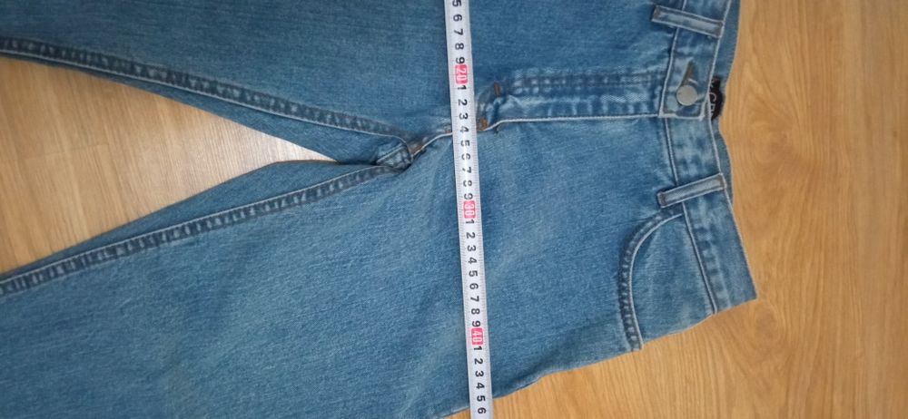 Джинсы для девушек