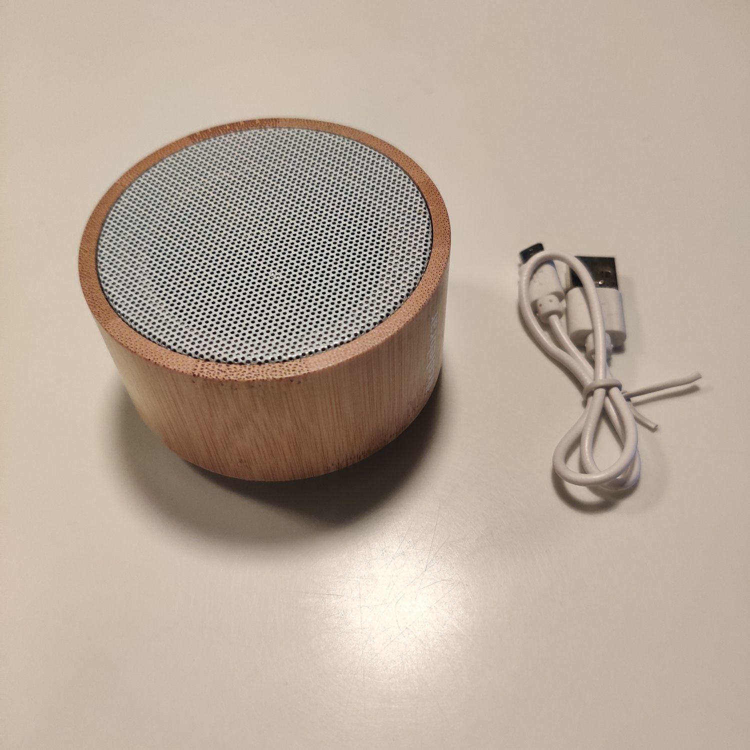 Speaker Altavoz (em mão LX)