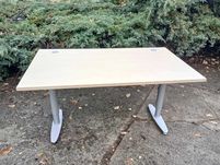 Biurko BRZOZA 140x80 biurka do biur szkół recepcji