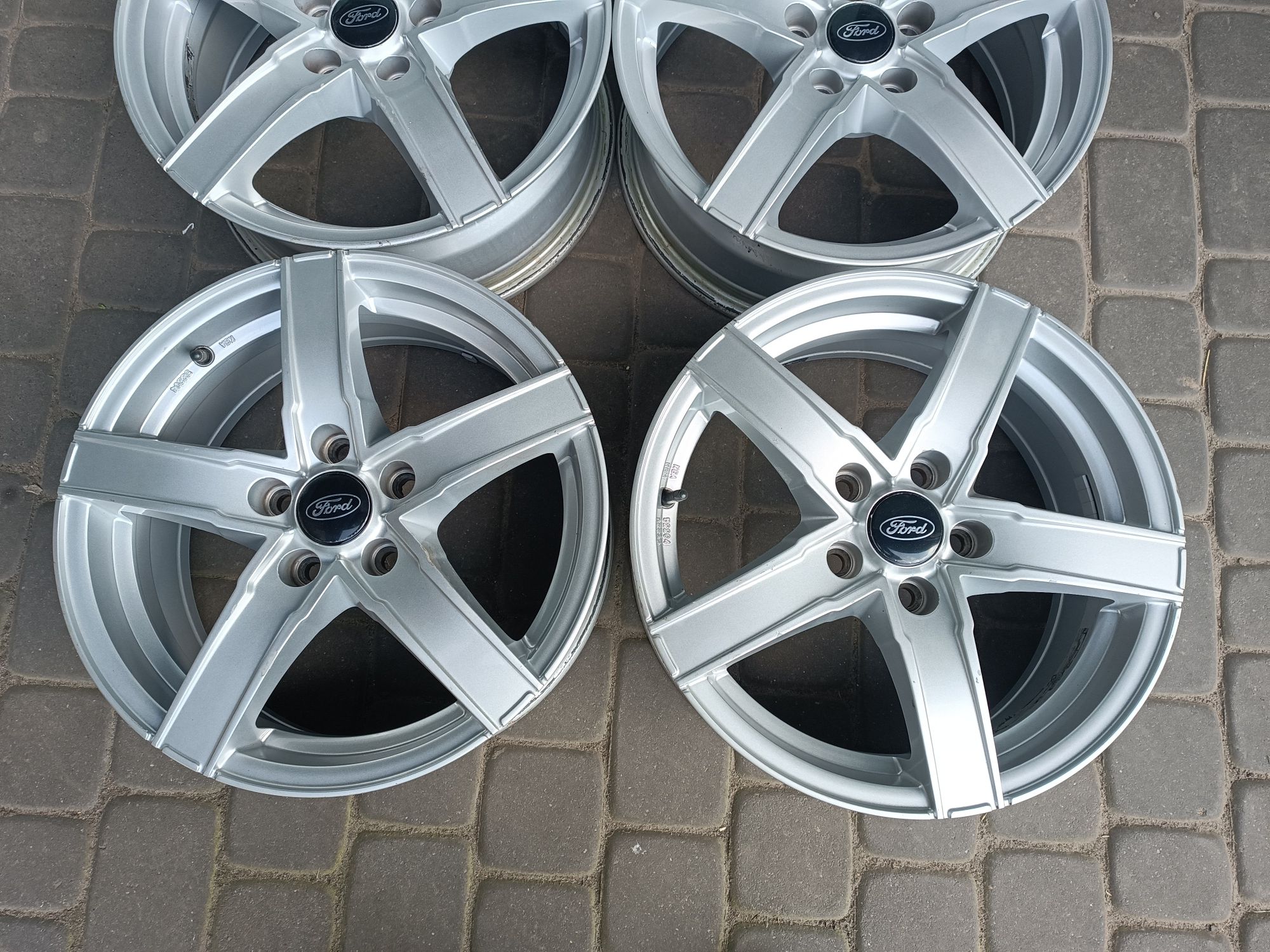 16 Alufelgi 5x108 Ford Focus, c max,Kuga ,Mondeo,, Czujniki Tpms, Volv