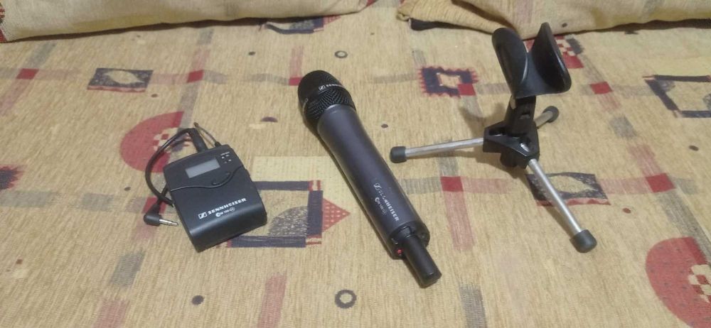 Радиомикрофон SENNHEISER ew 100 с подставкой