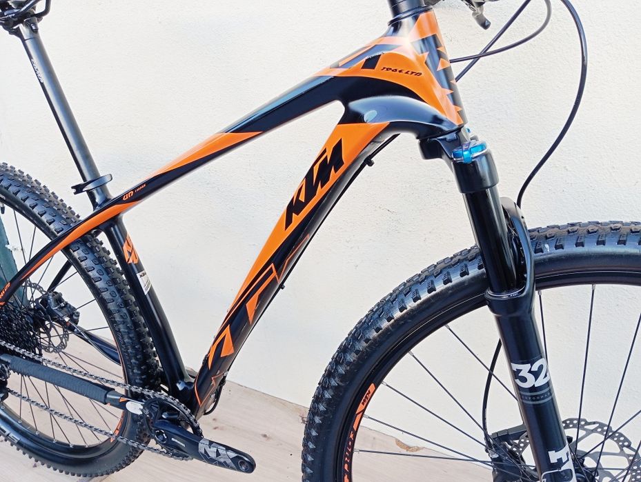 JF-Bikes Bicicletas KTM AERA FOX  M Carbono 12v