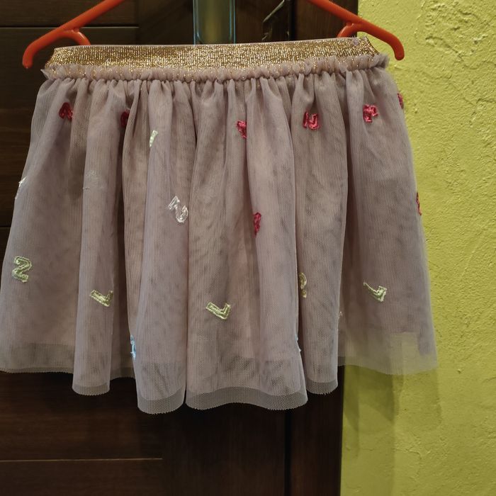 Spódniczka pudrowy róż rozmiar 110/116