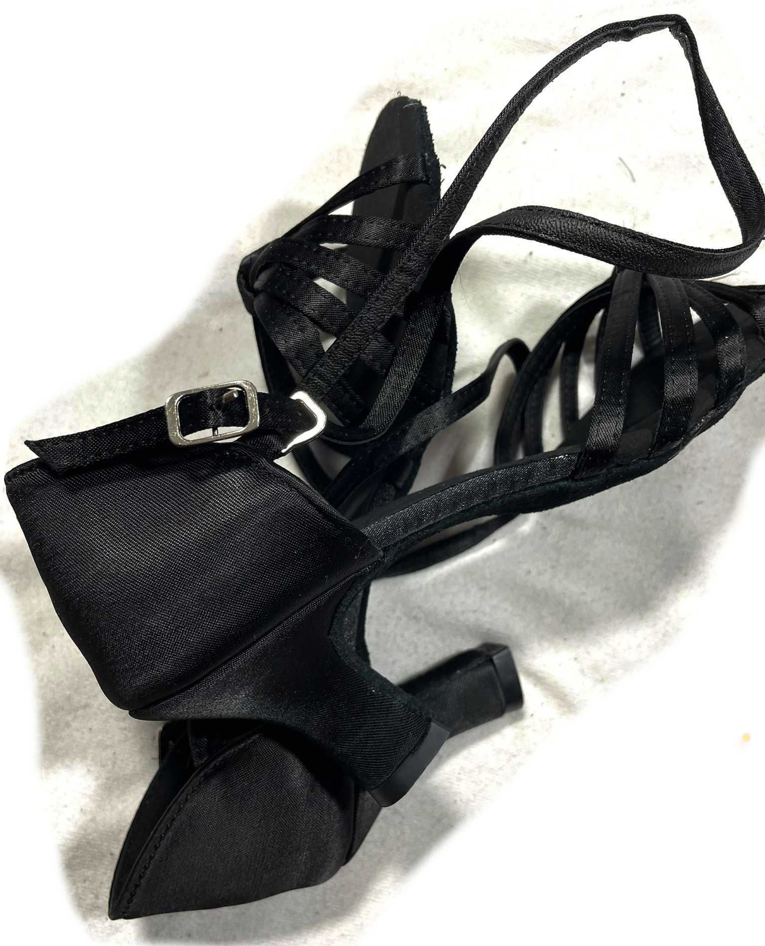 Nowe buty do tańca Latino 41 czarne 7 cm supełek