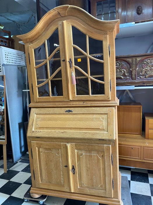 Dębowy Kredens | Sekretarzyk w komodzie z witryną DOWÓZ DO DOMU