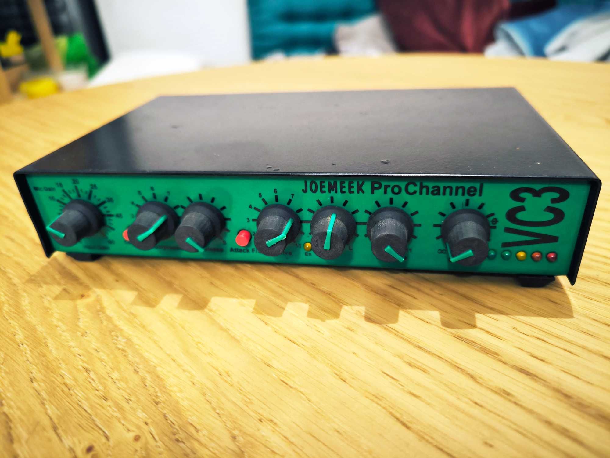 JoeMeek VC3 Mic Preamp e Compressor