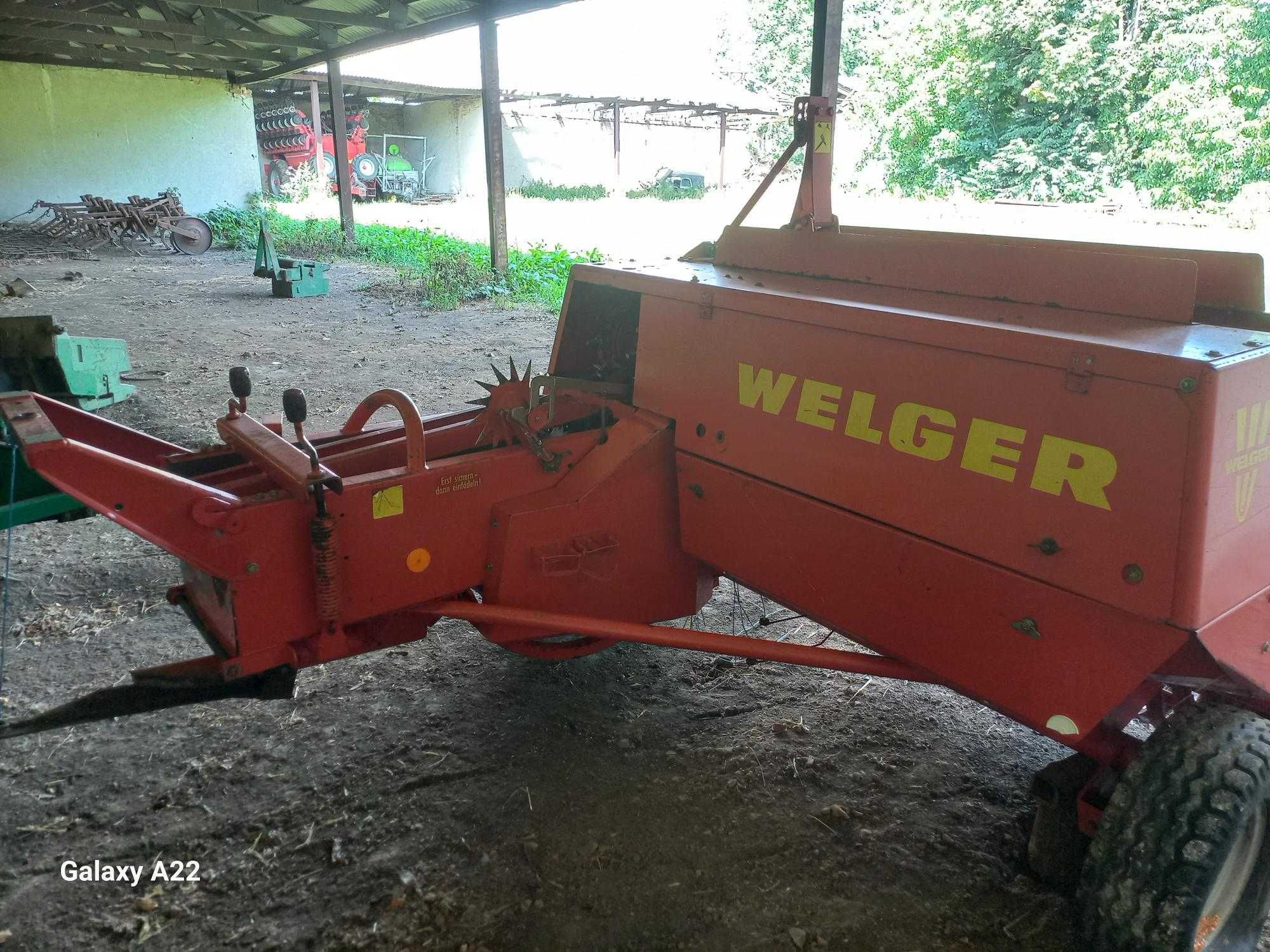 Прес Підбирач Welger AP 53