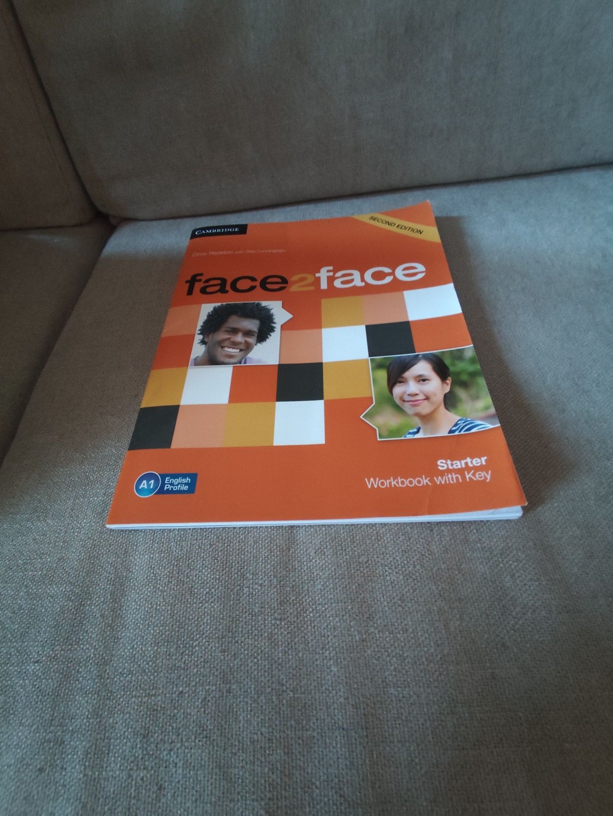 Vendo livros de aprendizagem de inglês
