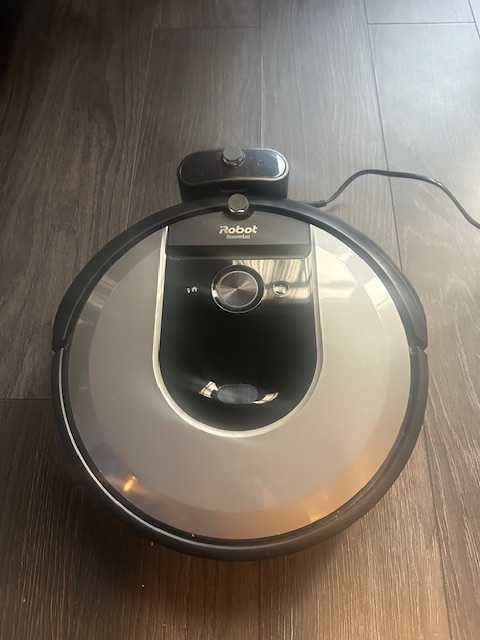 iRobot Roomba i7