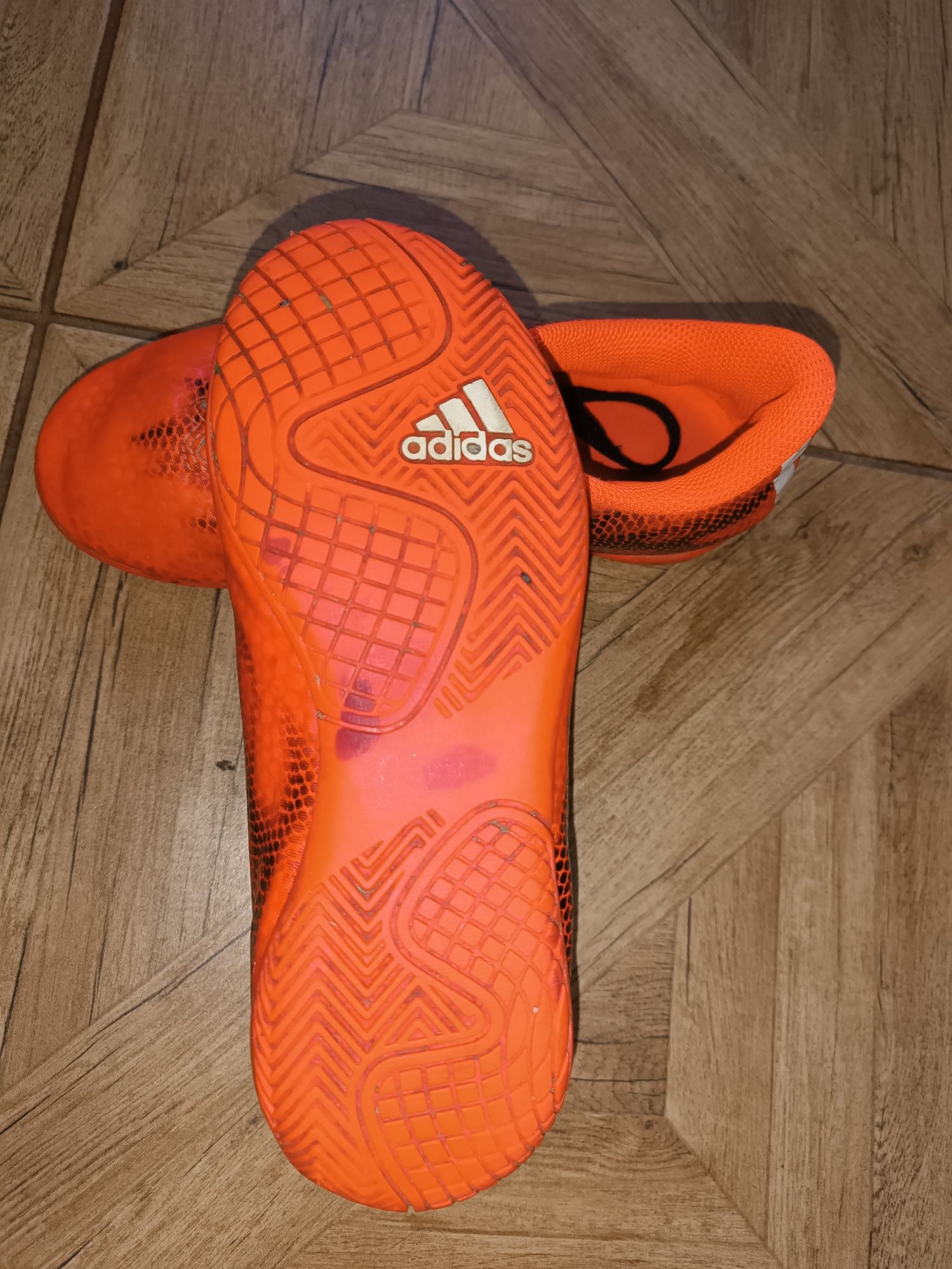 Кроссовки adidas 31 размера (стелька 19,5 см)