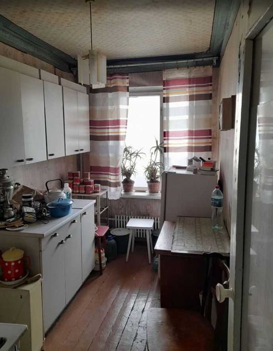 1 кімн не кутова район Незалежності (Титова) (715025)