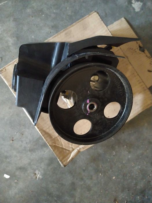 Bomba direção Peugeot 206 / Partner e Citroen C2 / Berlingo / Xsara