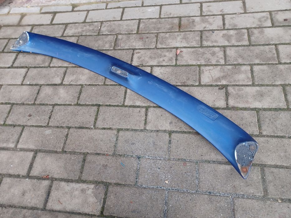 Spoiler tylnej klapy seat toledo 2