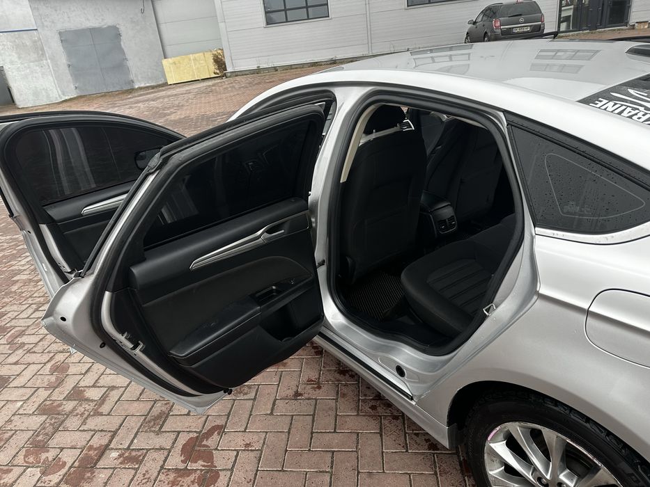 Продам Форд Фюжен 2017 року