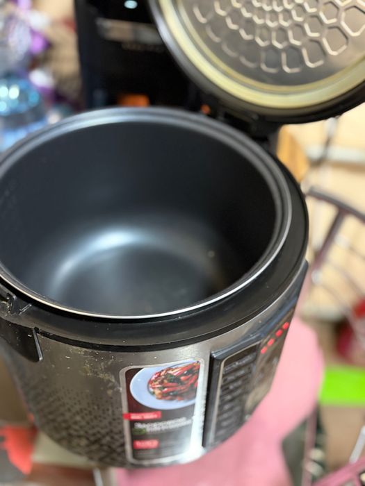 Мультиварка Redmond RMC-M251