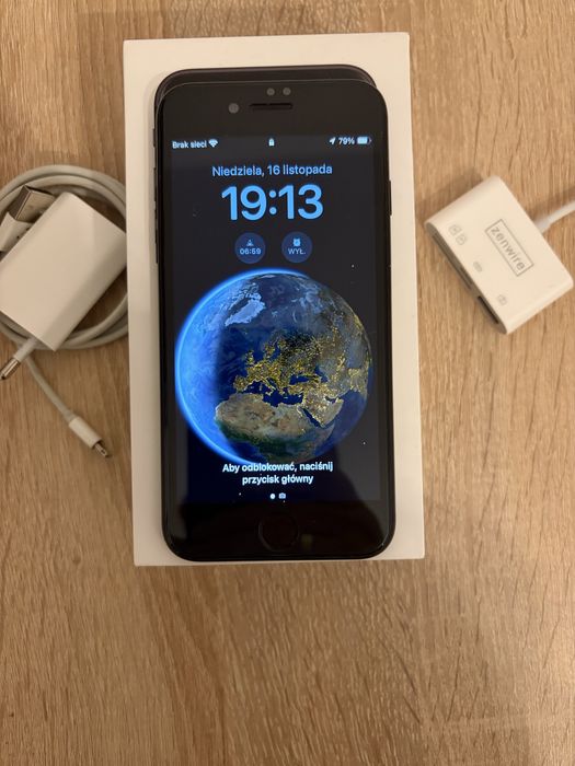 iPhone SE 2020 czarny