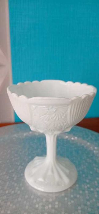 6 szt. z PRL wachlarze lattimo pucharek na nodze – HSG Ząbkowice