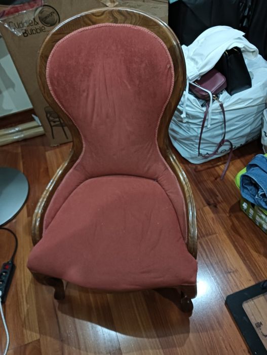 Cadeirão senhorinha  bordô