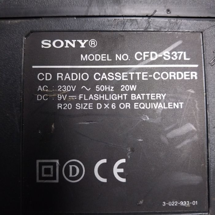 Кассетная магнитола SONY cfd-s37 l
