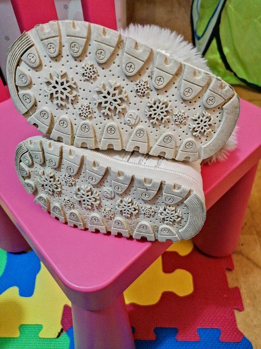 Botas para bébé menina