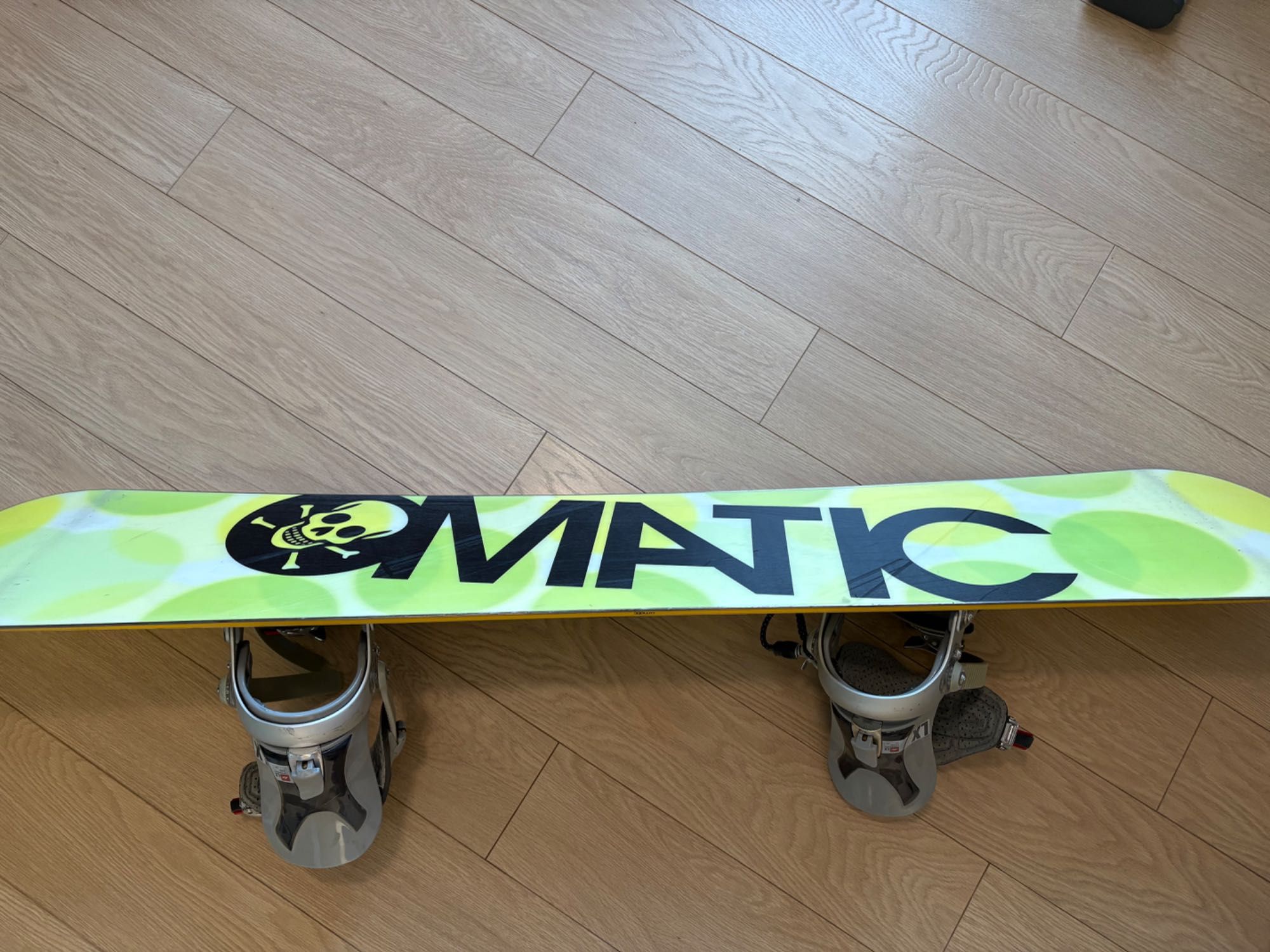 O-matic Omatic Super 149 | deska snowboardowa by Tara Dakides