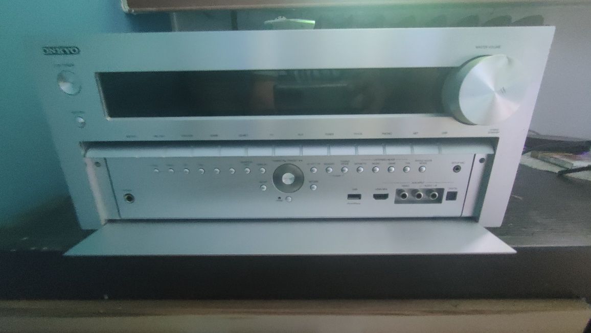 Onkyo tx-nr 1010 bez HDMI