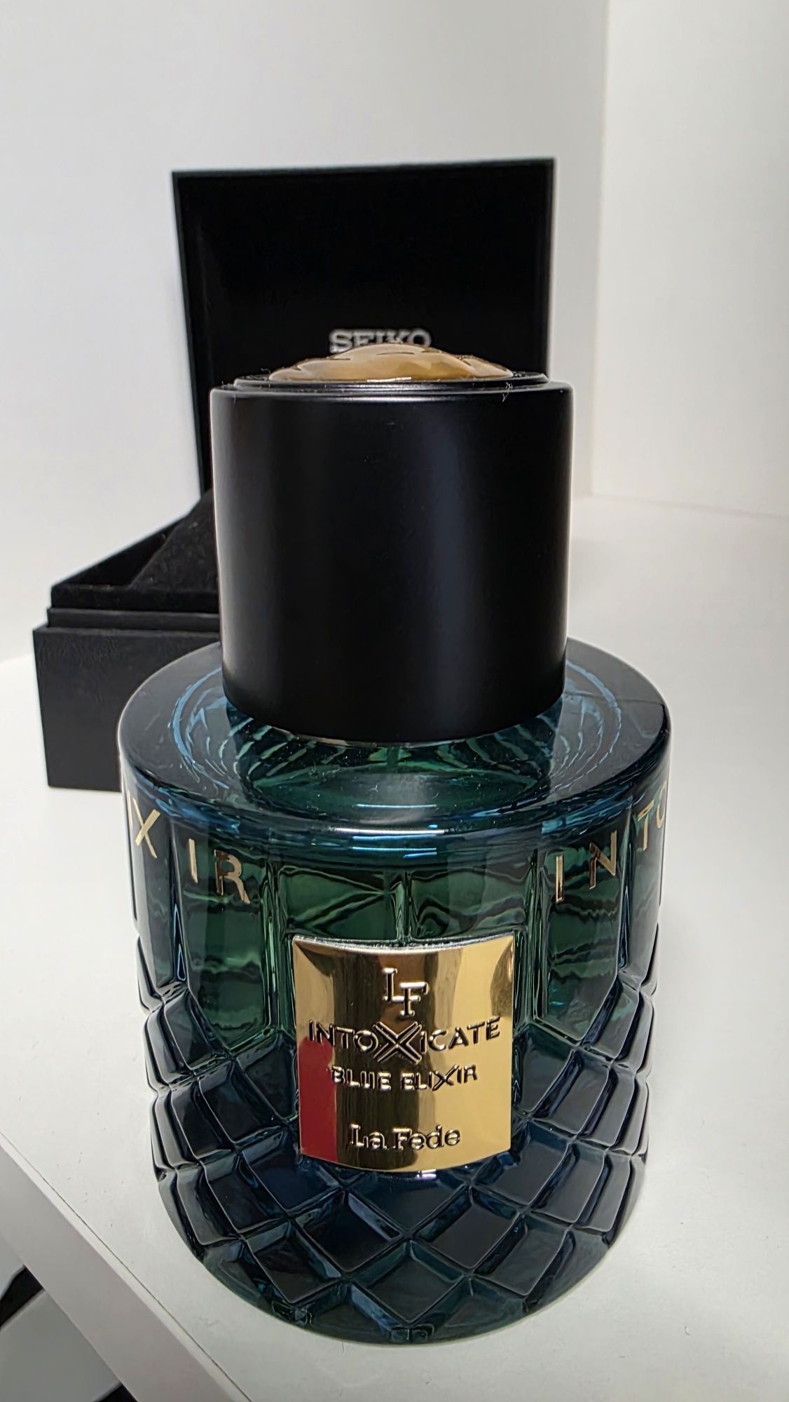Intoxicate Blu elixir khadlaj