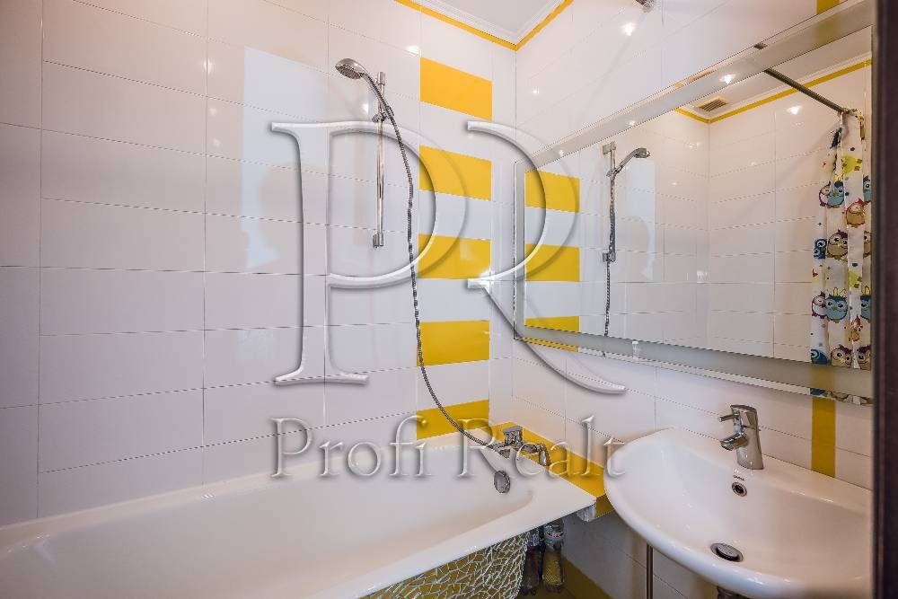 Продаж Без% 1 кімн. квартири з ремонтом по вул. П.Григоренка