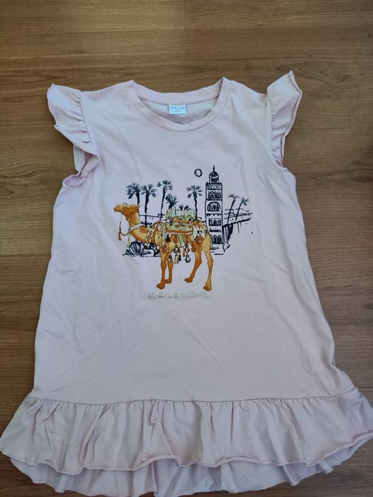 T-shirt rosa de menina da Ativo