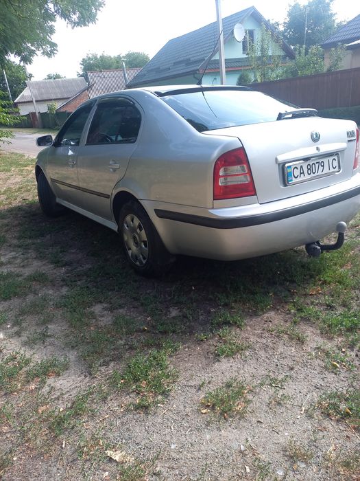 Продаю шкоду октавію тур