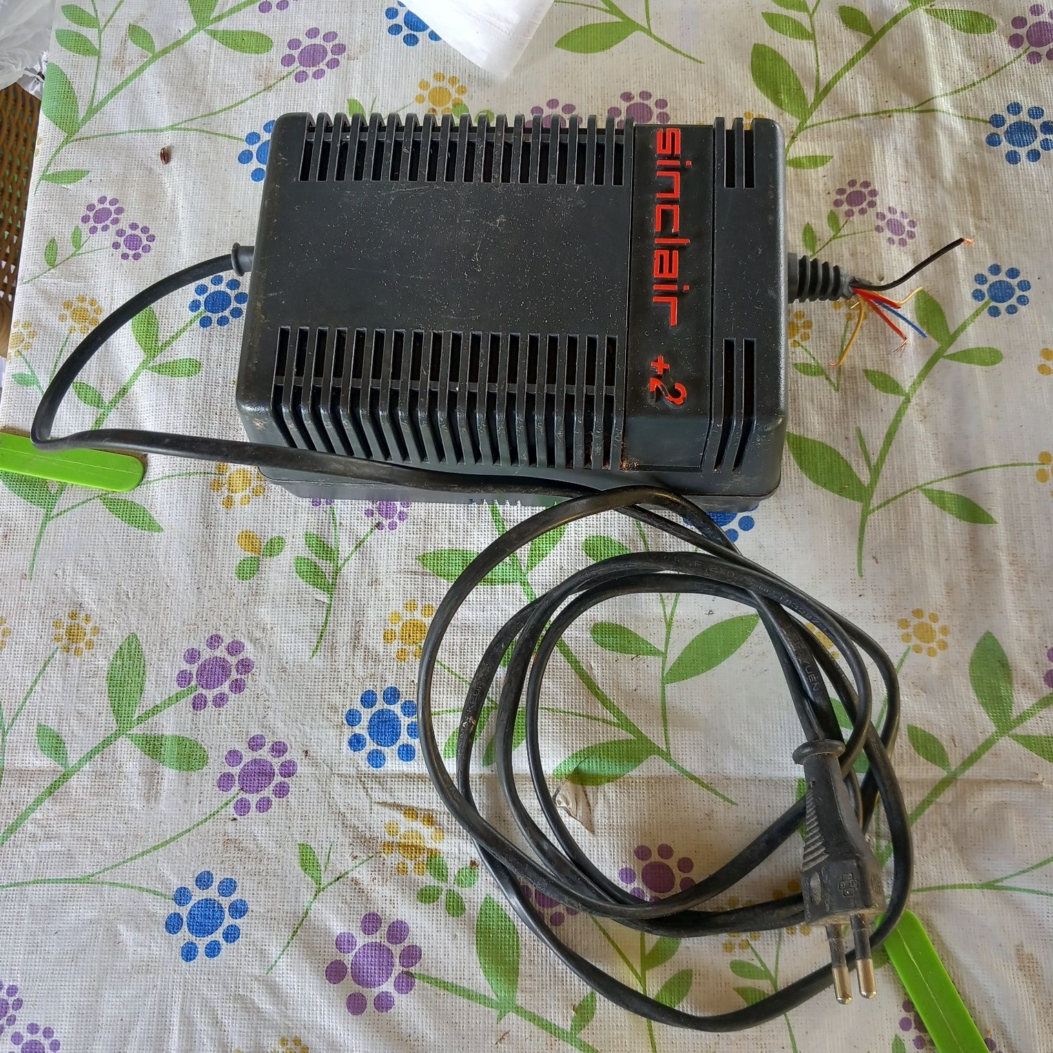 Sinclair +2 fonte alimentação