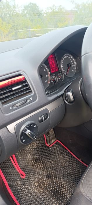 Продам golf 5 2.0