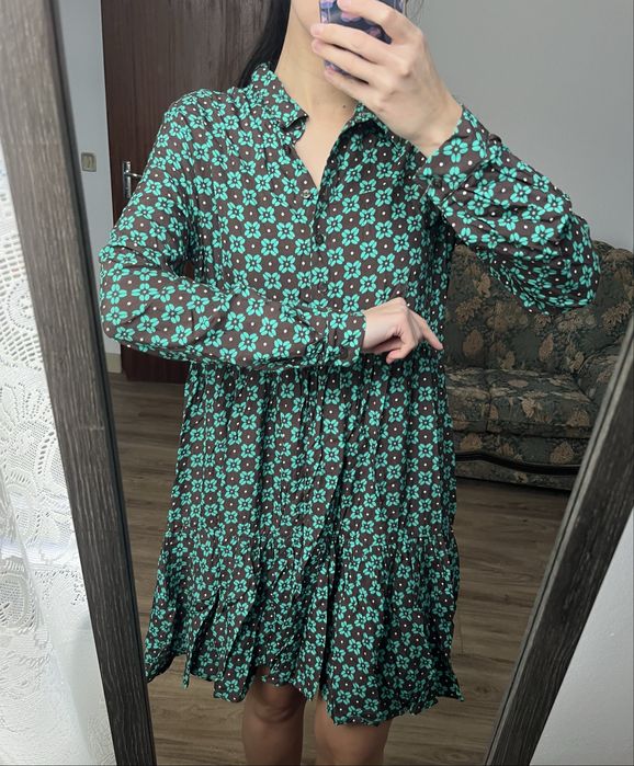 Жіноча зелена сукня reserved