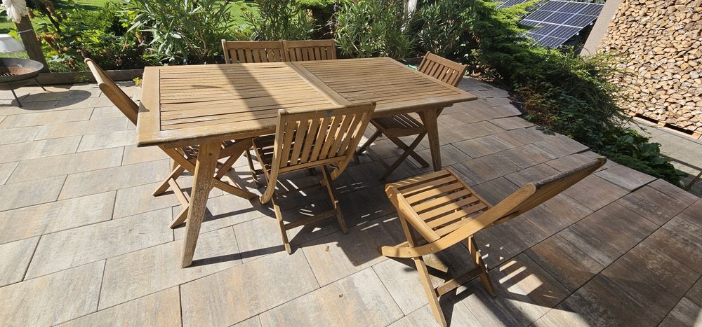Stół tarasowy z drewna i 6szt krzeseł do odnowienia