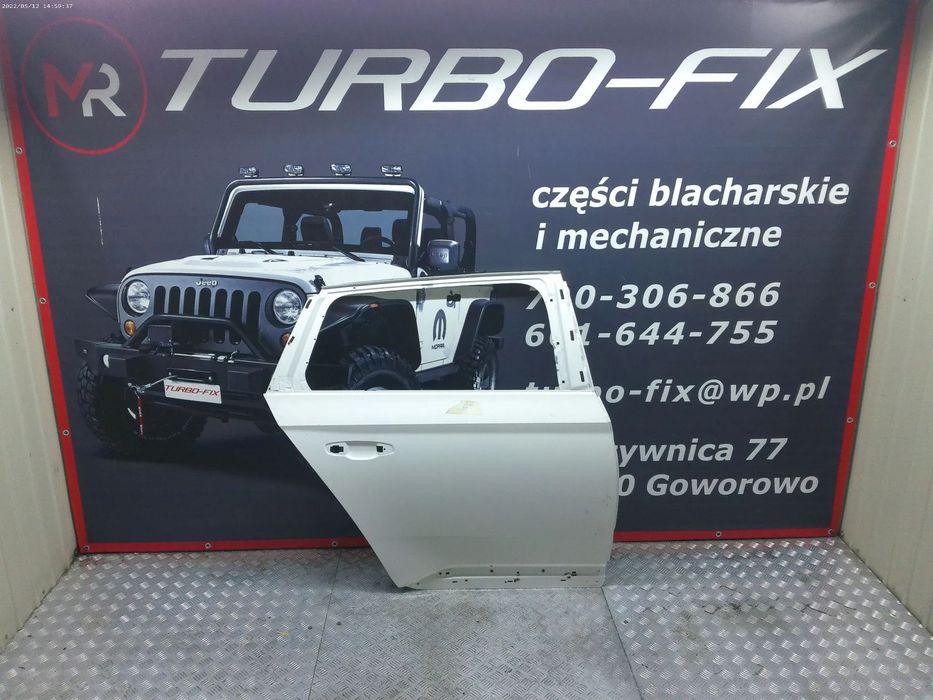 SKODA SUPERB III KOMBI 2015- DRZWI PRAWY TYŁ