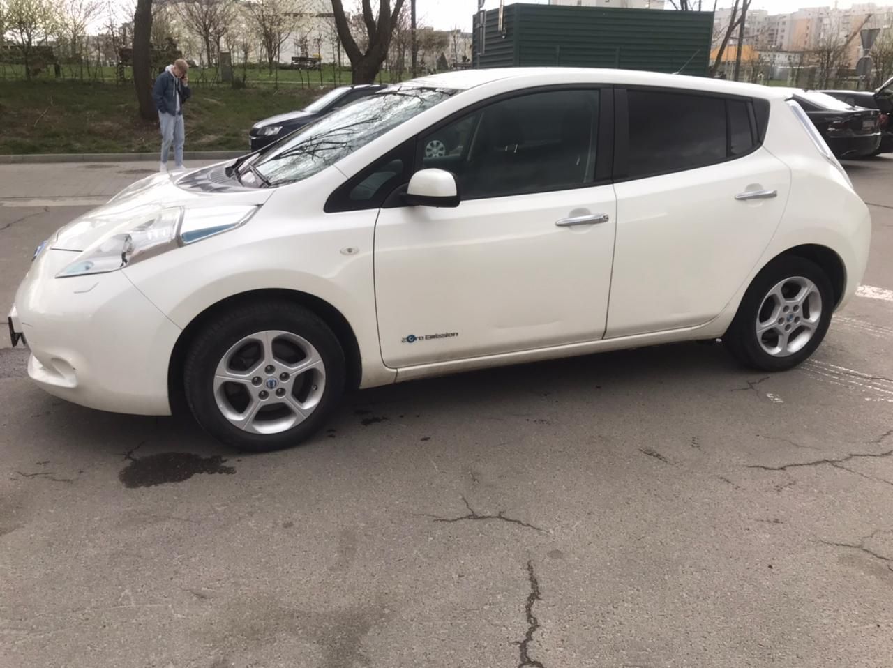 Nissan Leaf 12/12 з тепловим насосом