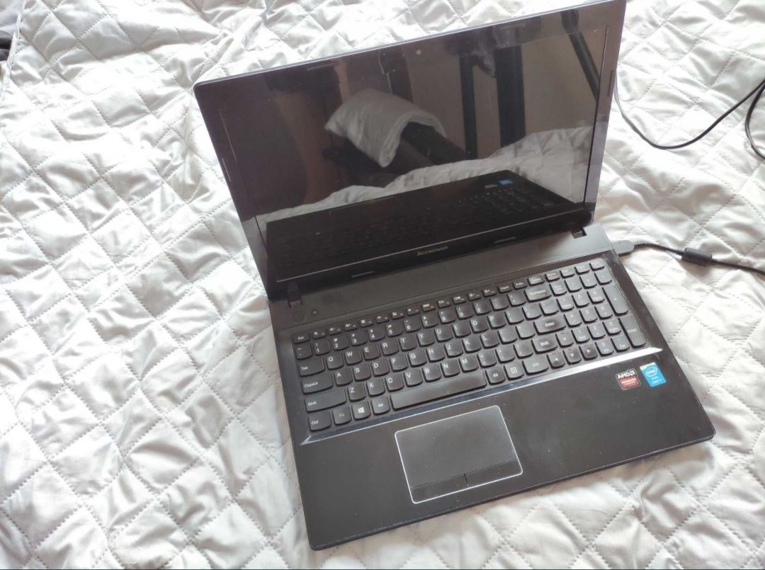 Laptop lenovo i7 radeon