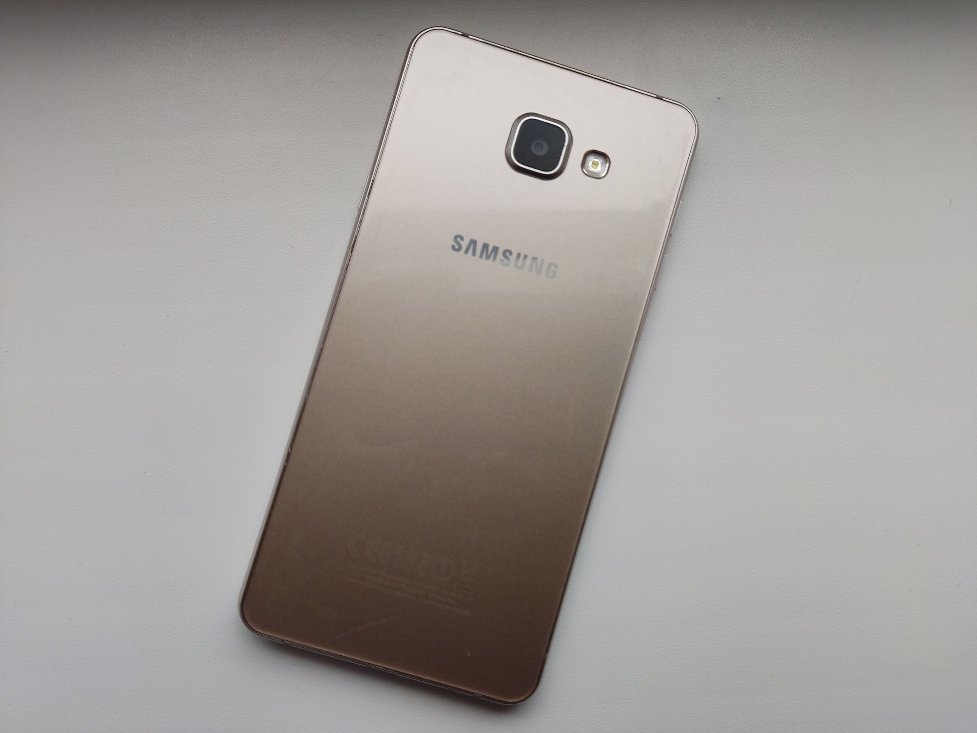Samsung Galaxy A7 Dual SIM