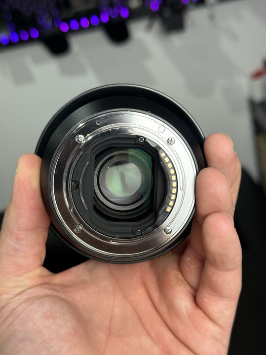 Obiektyw Sony 85mm f1.8