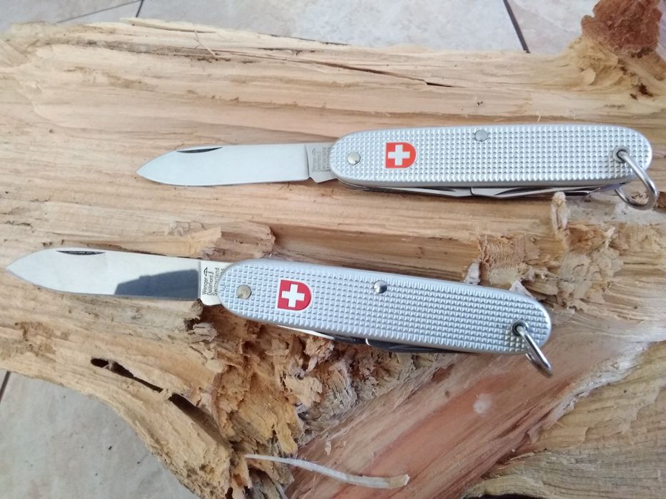 Wenger Swiss Army 70 Delemont Soldat DWIE SZTUKI Szwajcarski Scyzoryk