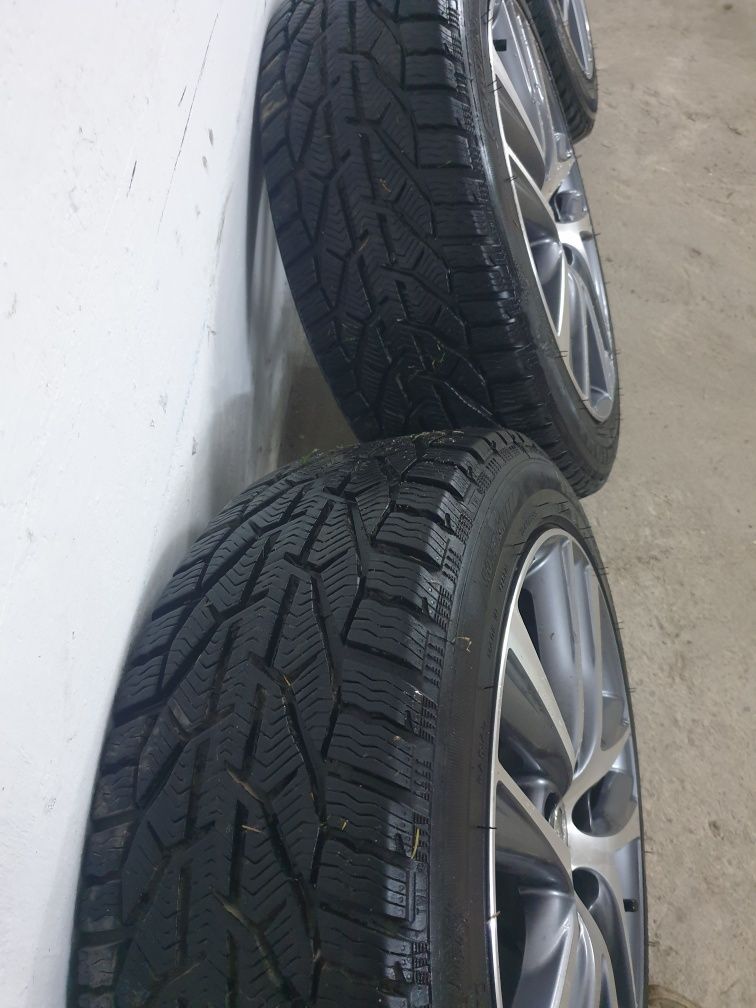 Felgi opony 17  lexus nowe opony zimowe