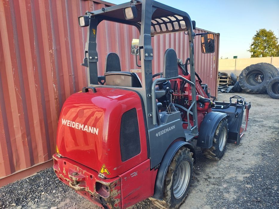 Miniładowarka tylko 1900mtg weidemann 1230, 1240 stan igiełk 2011 rok