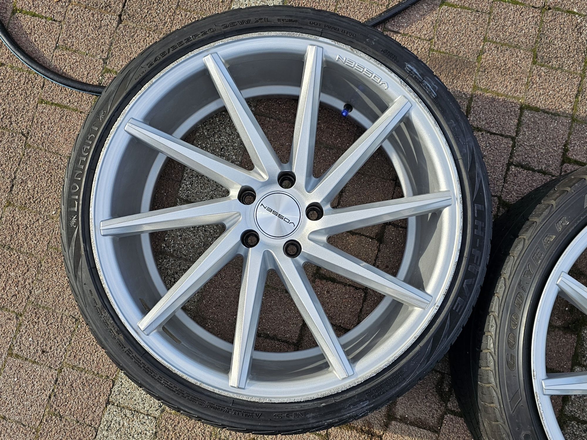 Vossen CV-T 20 Oryginalne felgi aluminiowe  5x114,3  ET32